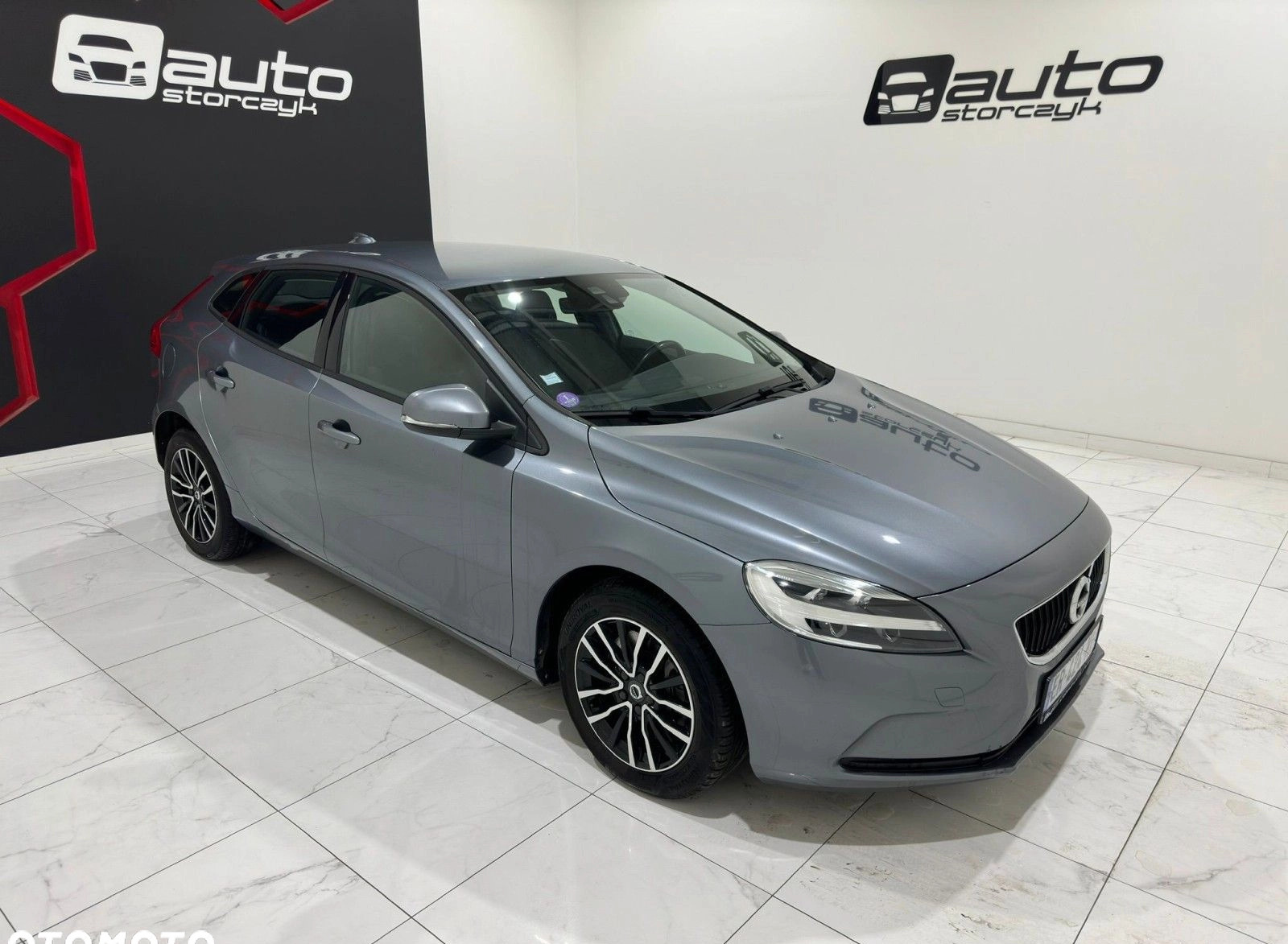 Volvo V40 cena 44900 przebieg: 72588, rok produkcji 2017 z Mrągowo małe 436